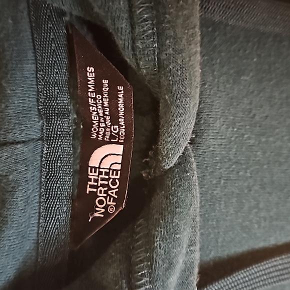 The North Face Forest Green Comfortable Sweatshirt - Picture 4 of 8